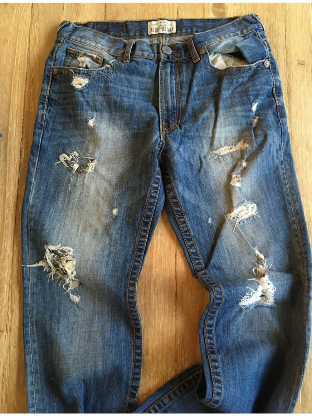 Aeropostale Mens Essex Straight Jeans Distressed Tag 32x34 (actual 35x33) Flap